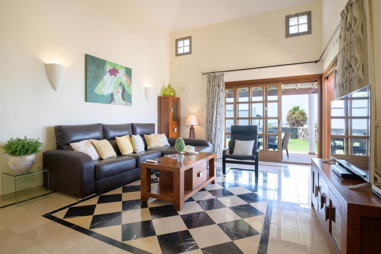 Villa Esterlicia ปลายาบลังกา ภายนอก รูปภาพ