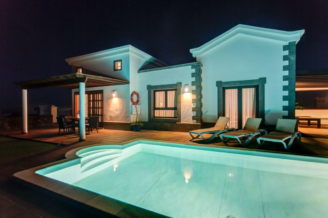 Villa Esterlicia ปลายาบลังกา ภายนอก รูปภาพ