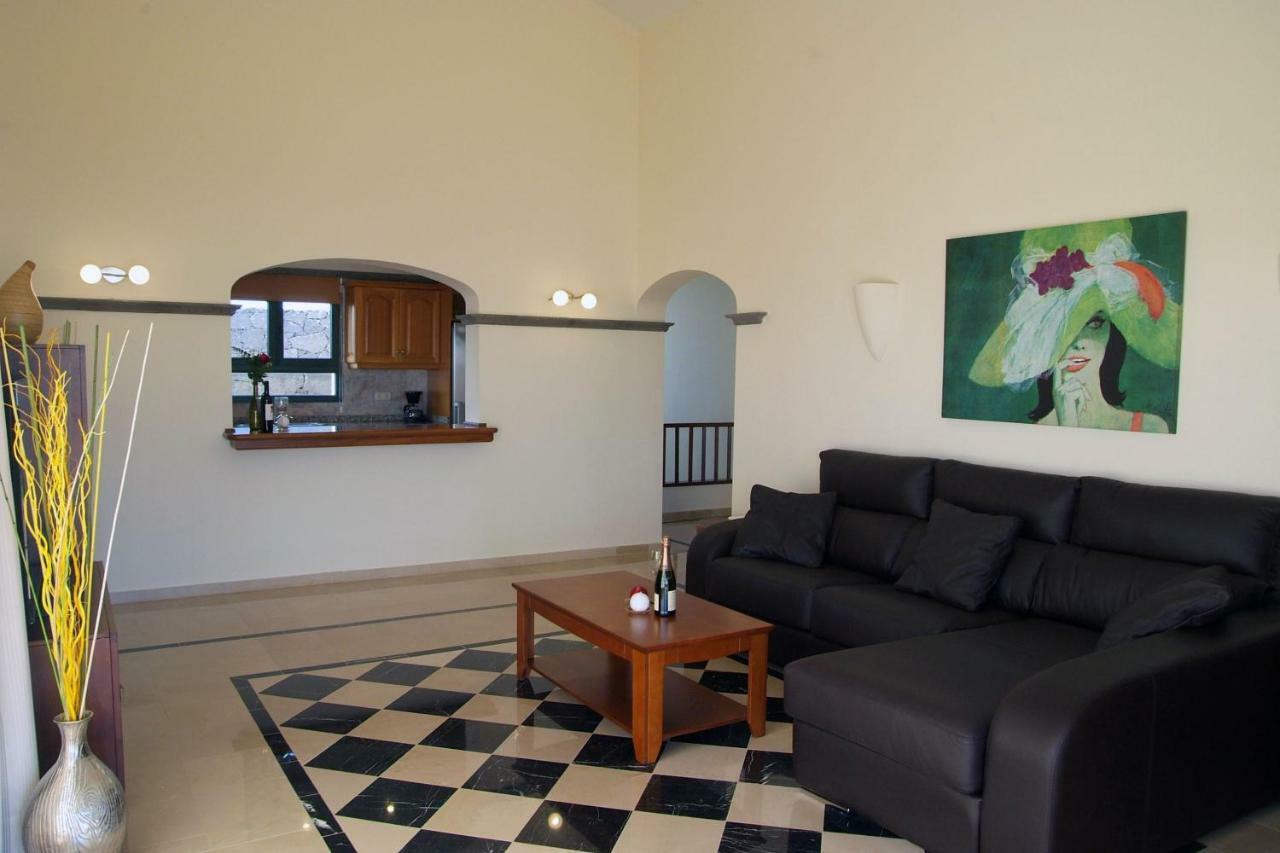 Villa Esterlicia ปลายาบลังกา ภายนอก รูปภาพ