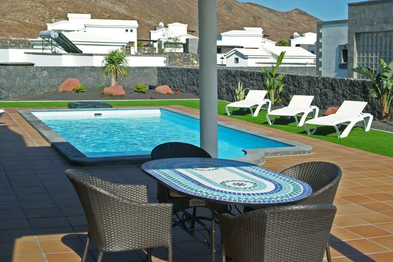 Villa Esterlicia ปลายาบลังกา ภายนอก รูปภาพ
